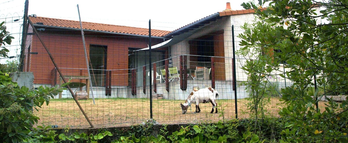 Grande et agréable maison avec vue