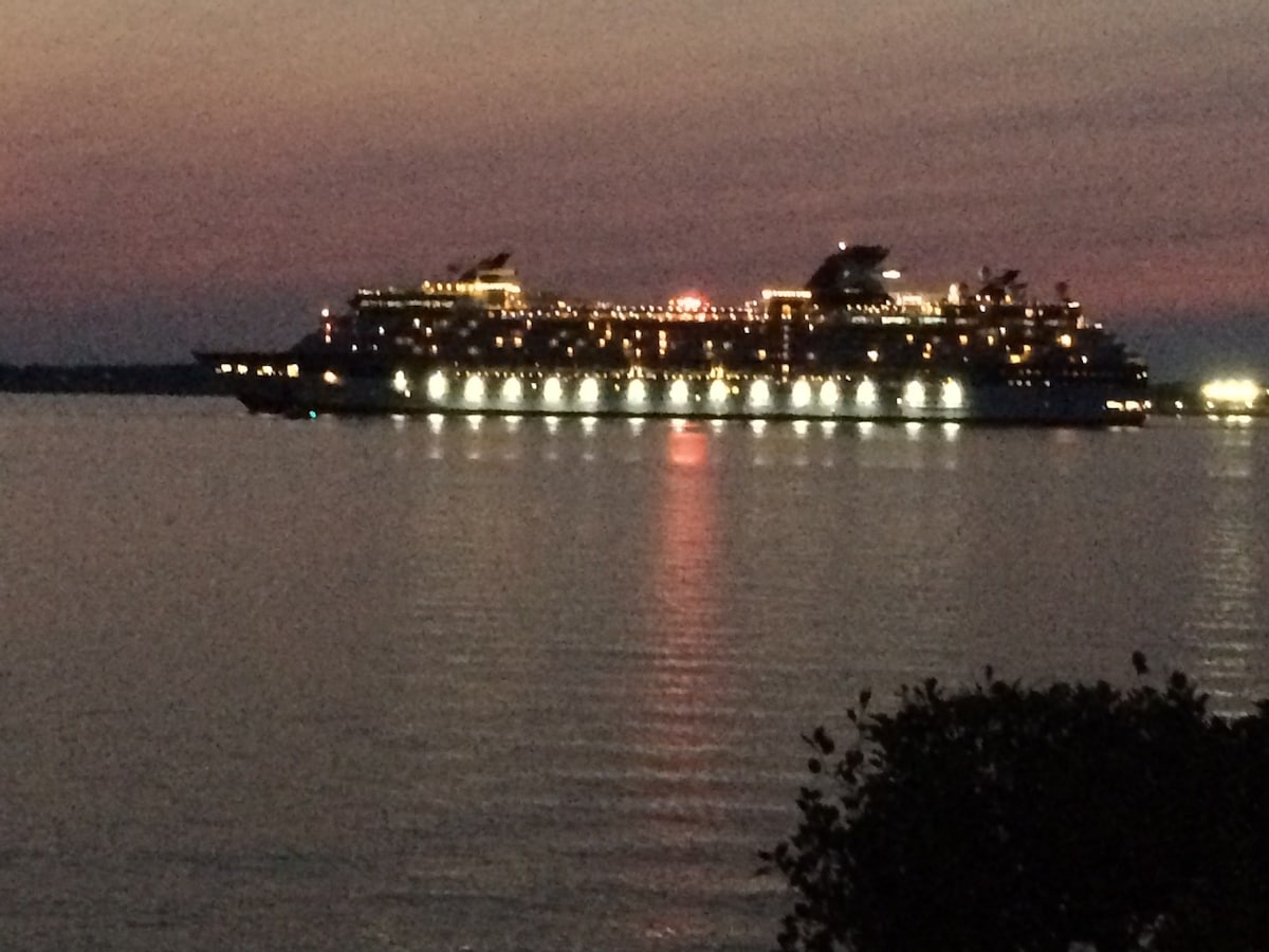 Charlottetown Hrbr 'view Executive Waterfront