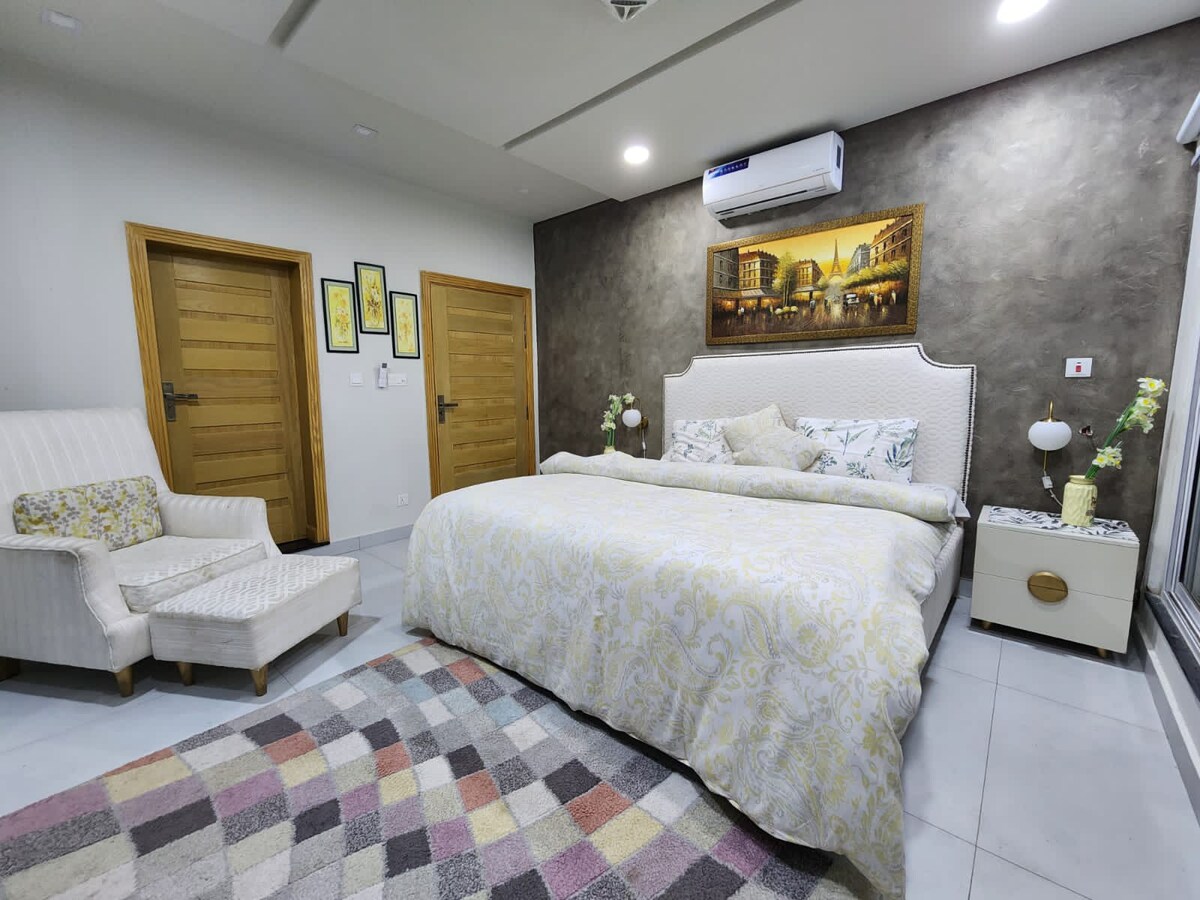 Redecor Residences 3 Bed Fully Equipped Apartment