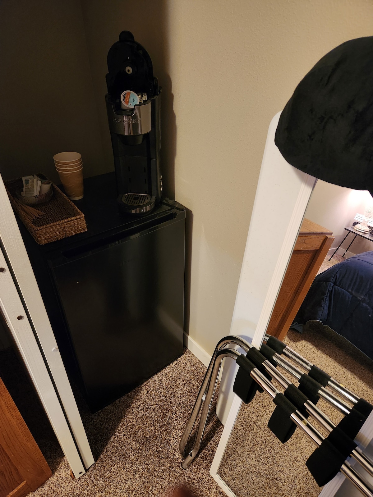 小型PVT客房-带电视和迷你冰箱的短期住宿