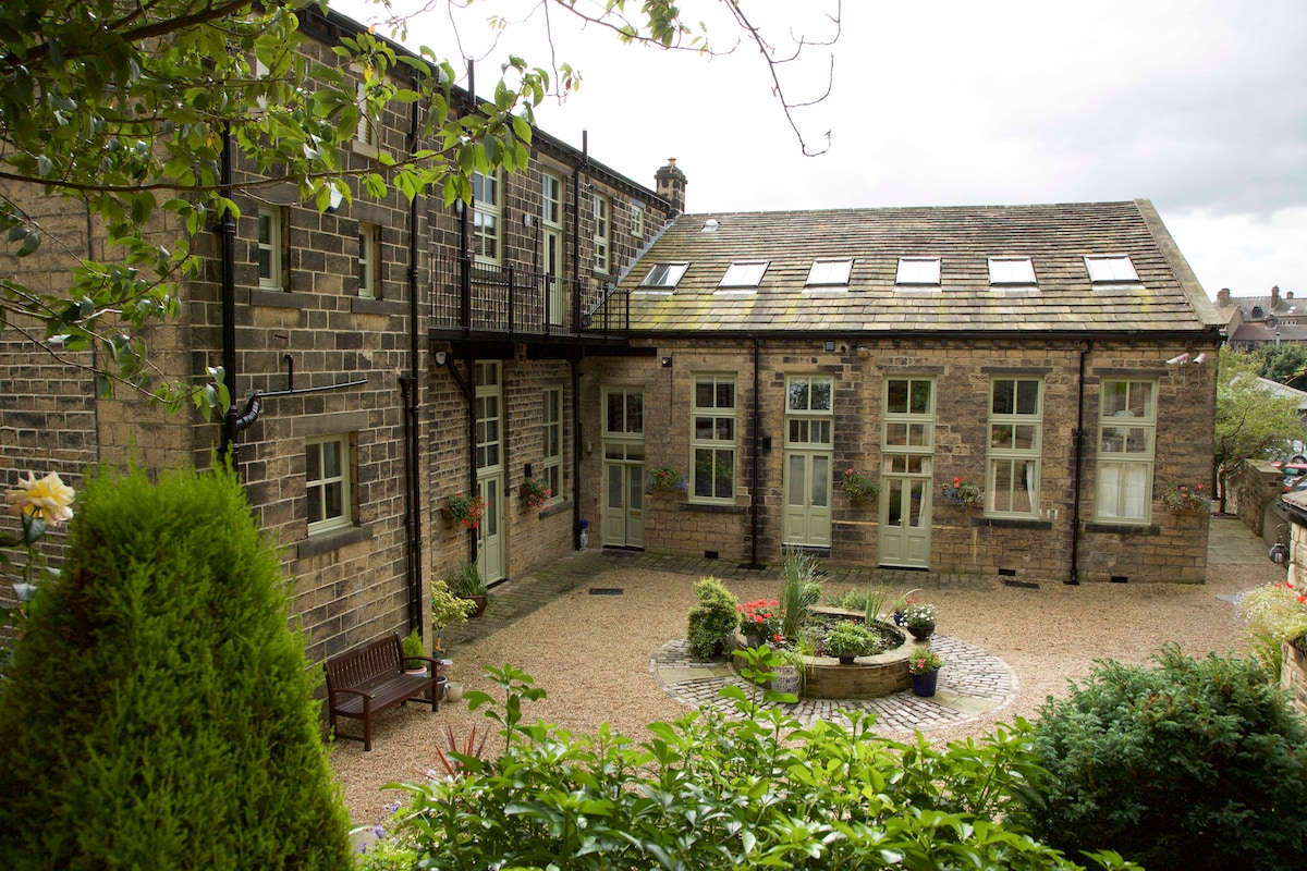 Park School Mews, Bingley, W. Yorks