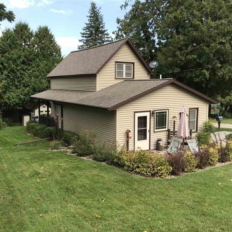 Bear Creek Cottage, Decorah, Ia (Highlandville)