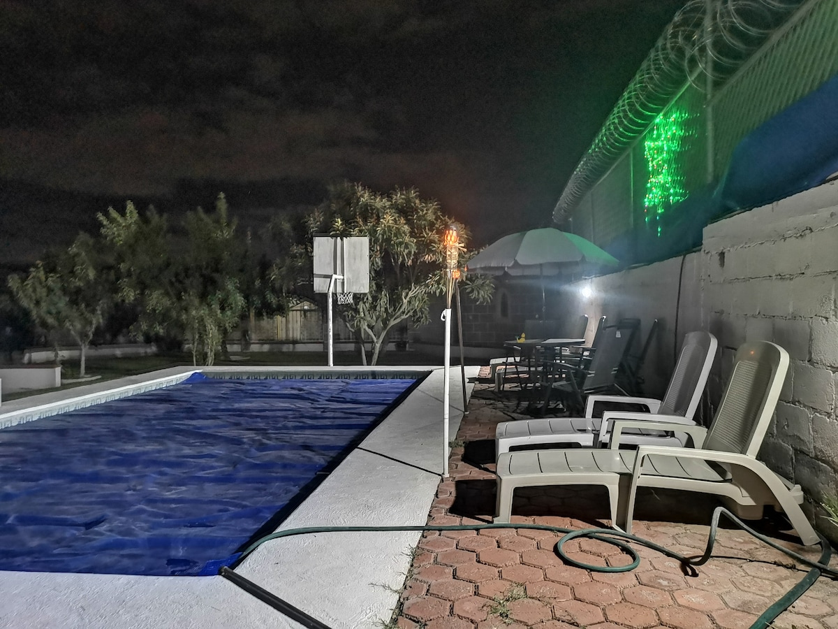 享受与家人在一起。Casa Intera ，私人泳池。