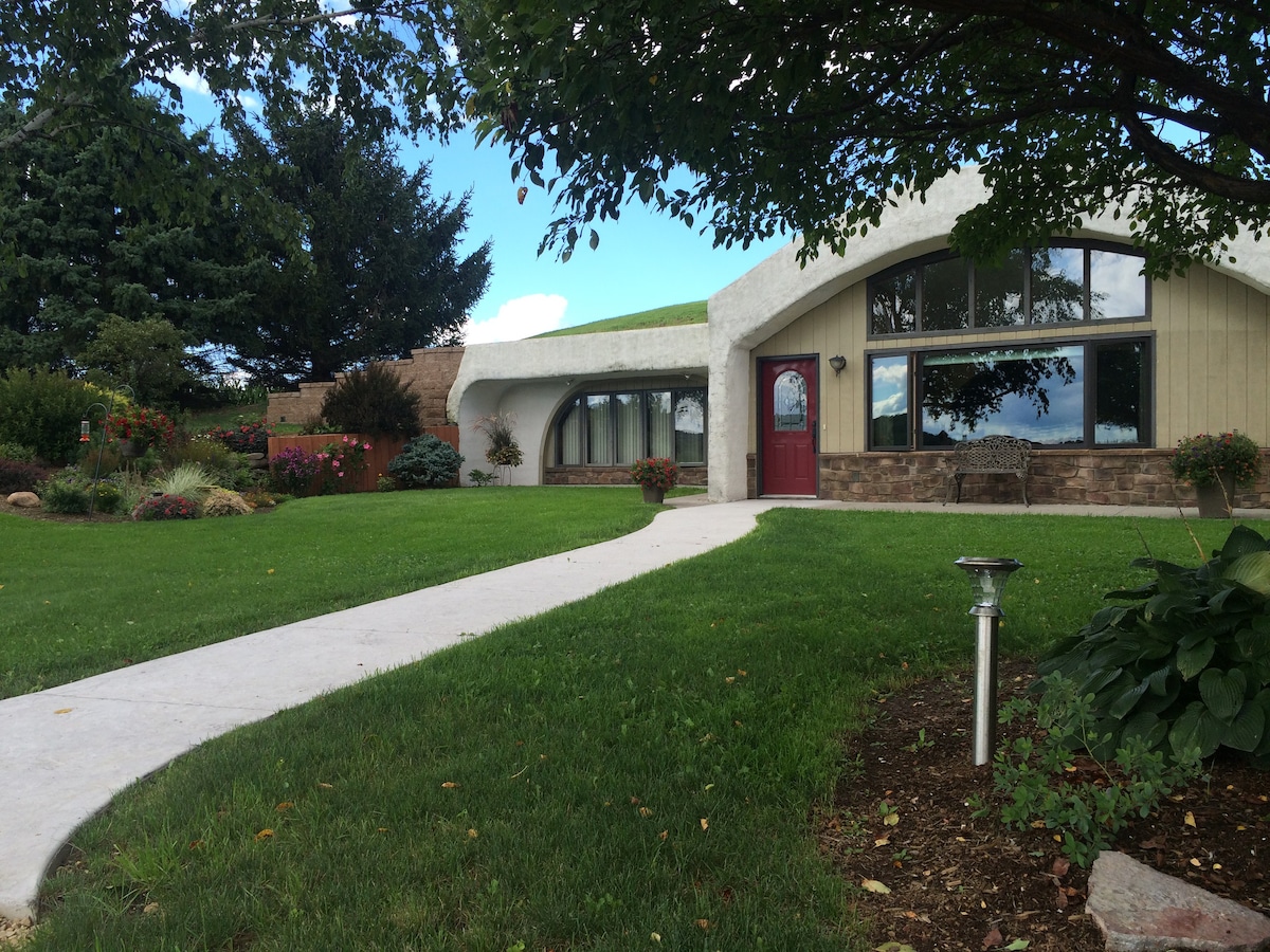 G-ma and Pa 's Hobbit Home