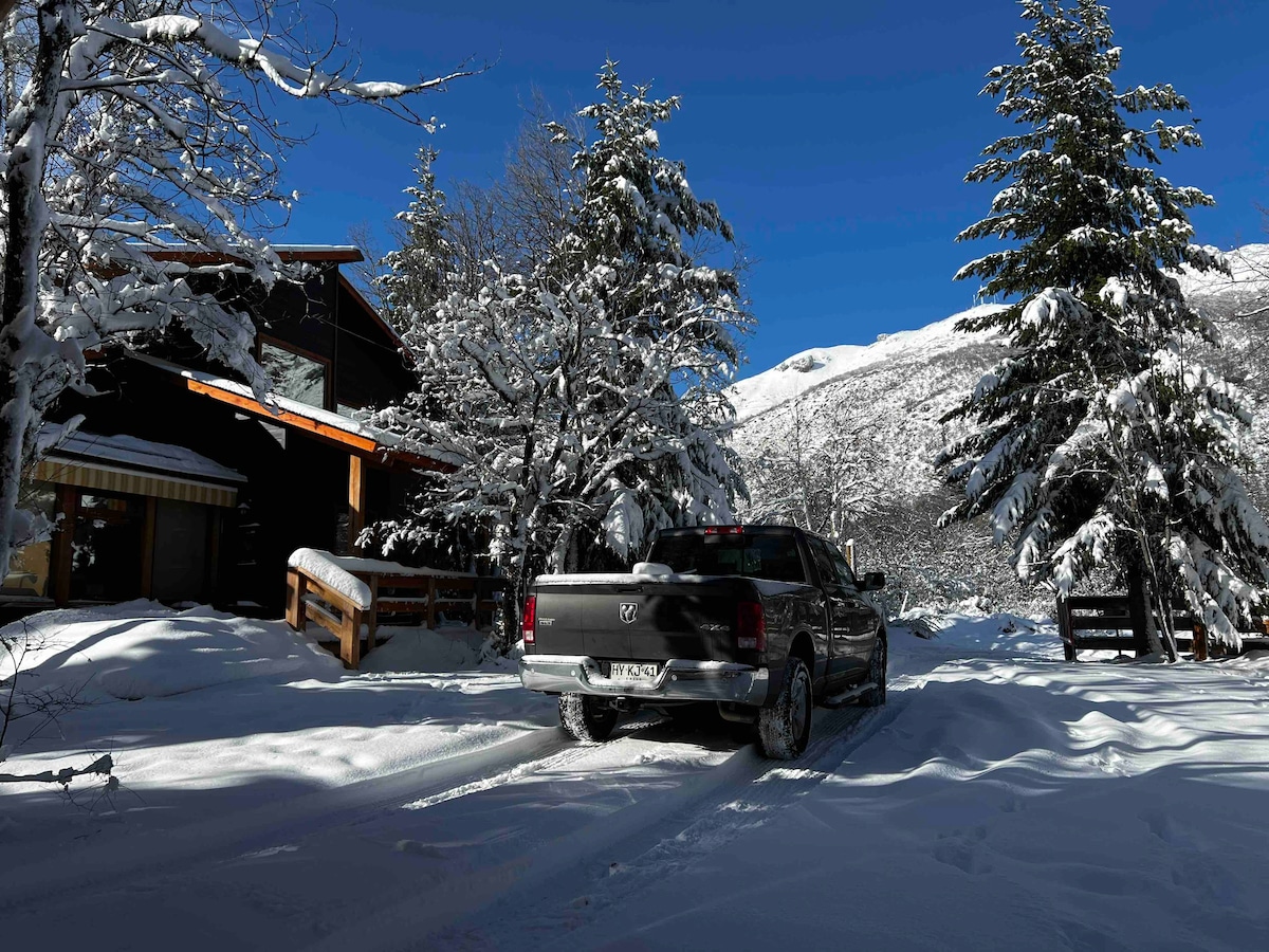 Termas de Chillan ， Valle Las Trancas ， 4名乘客