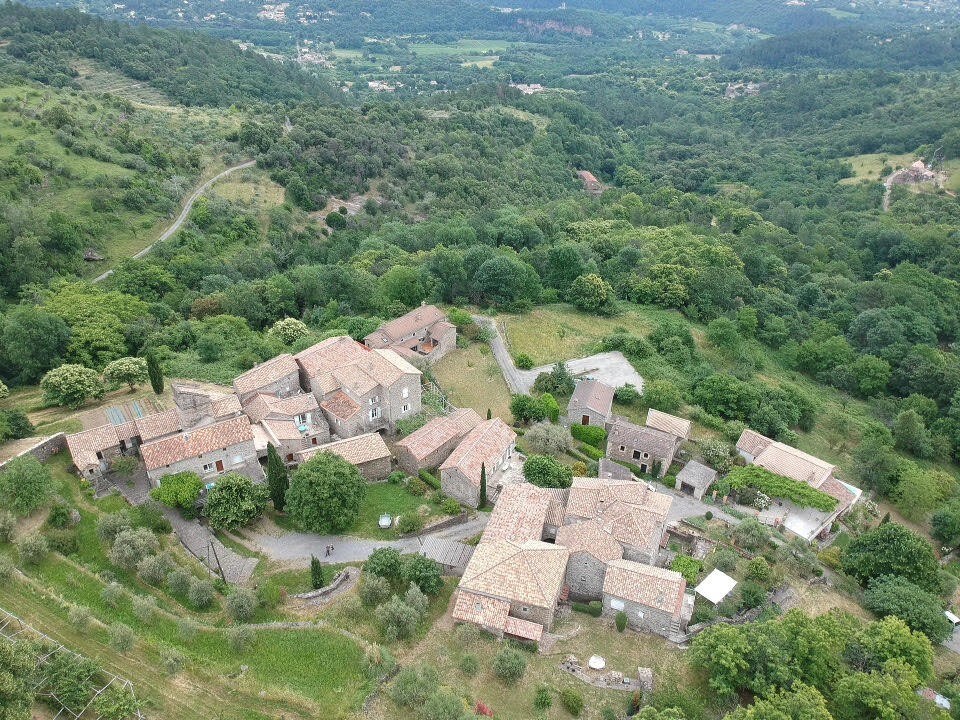 Gîte de la Tour, au cœur d'un hameau de caractère