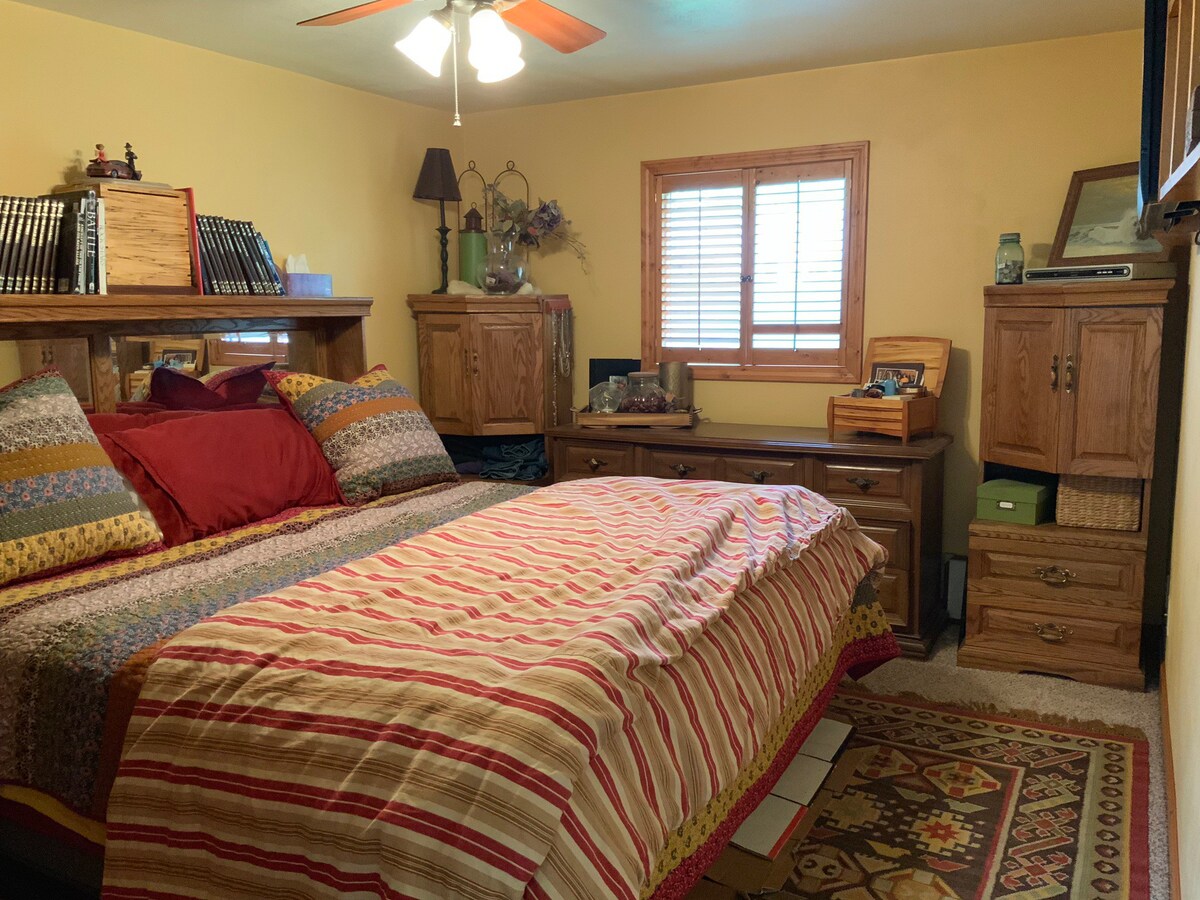 Beautiful 3 Bedroom Cabin on Lake Winnebago
