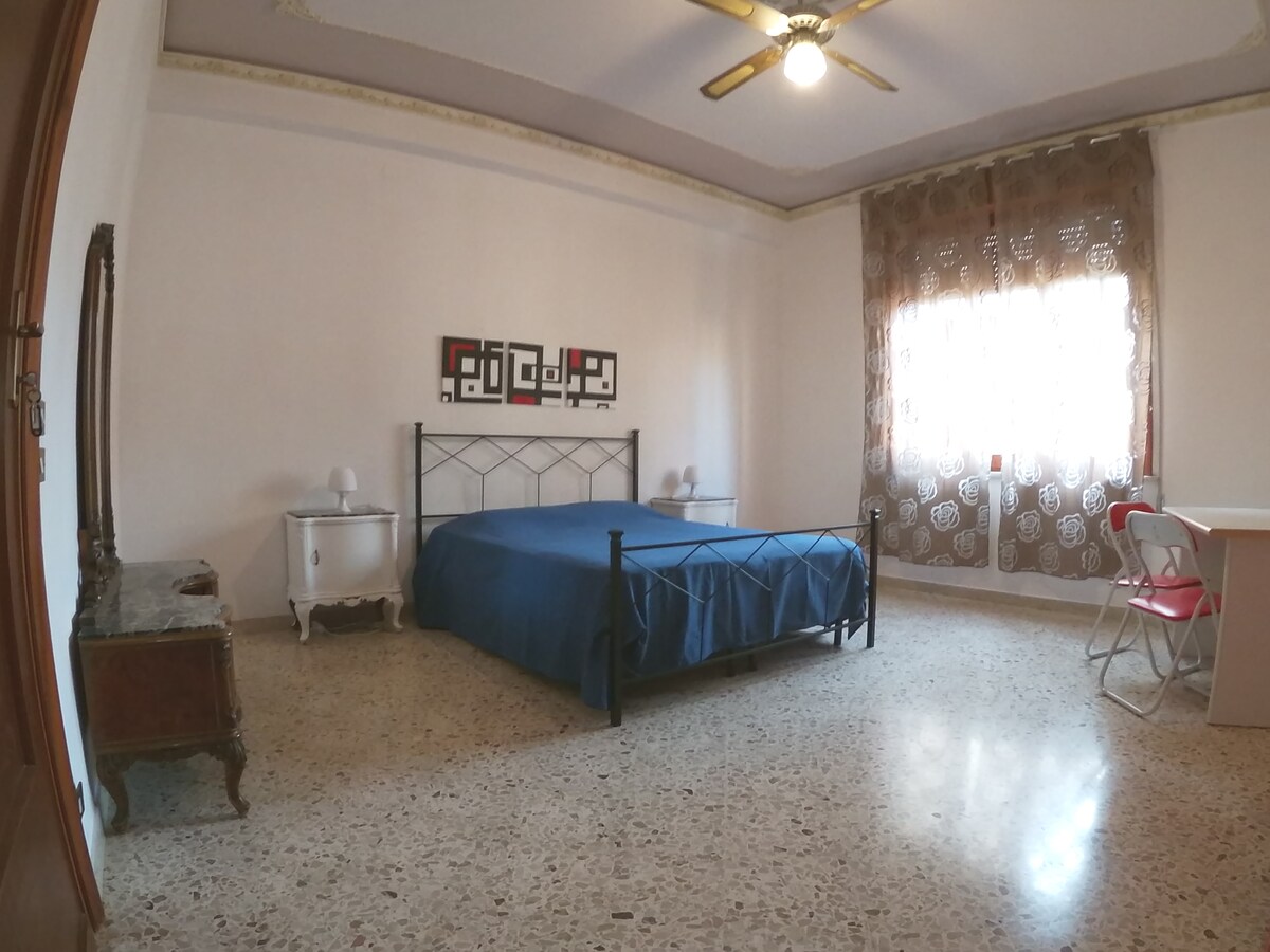 ROOM TRAPANI "D22"