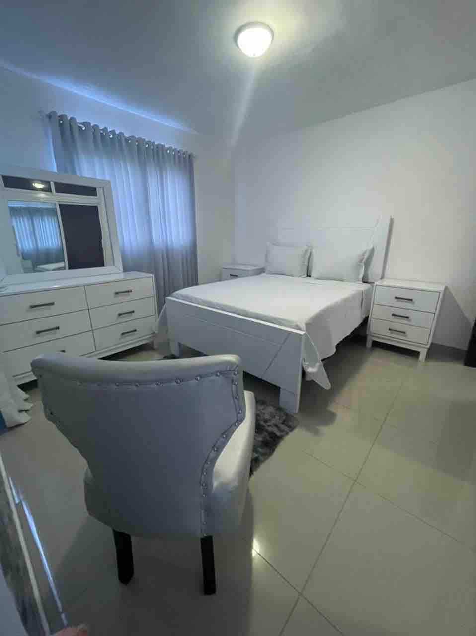 3 hab. with AC all rooms, pool, wifi, free parking