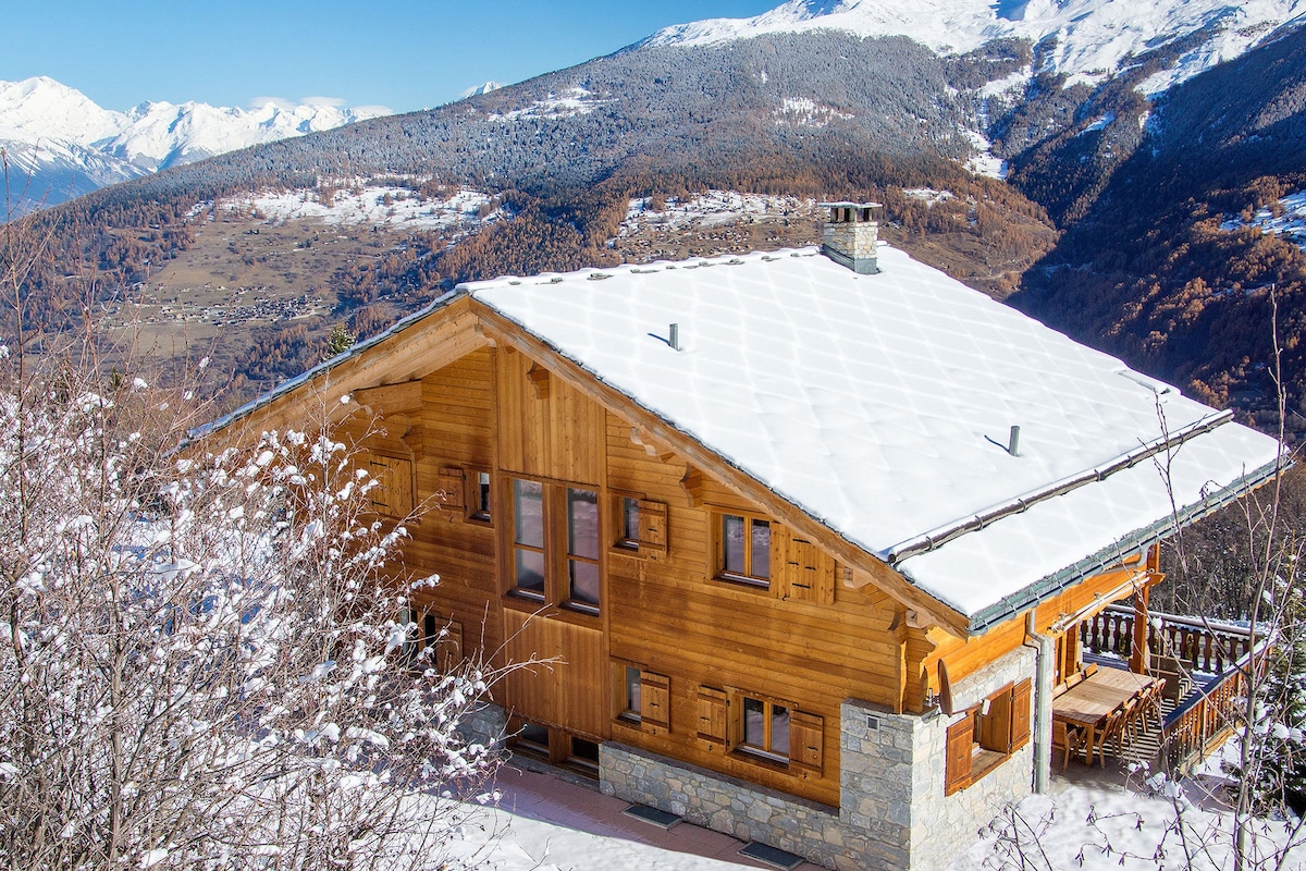 Luxury Panoramic Chalet in Thon-Les Collons