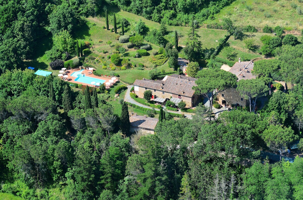 Rural Tuscany | Farmhouse Lebbio | 55-60 guests