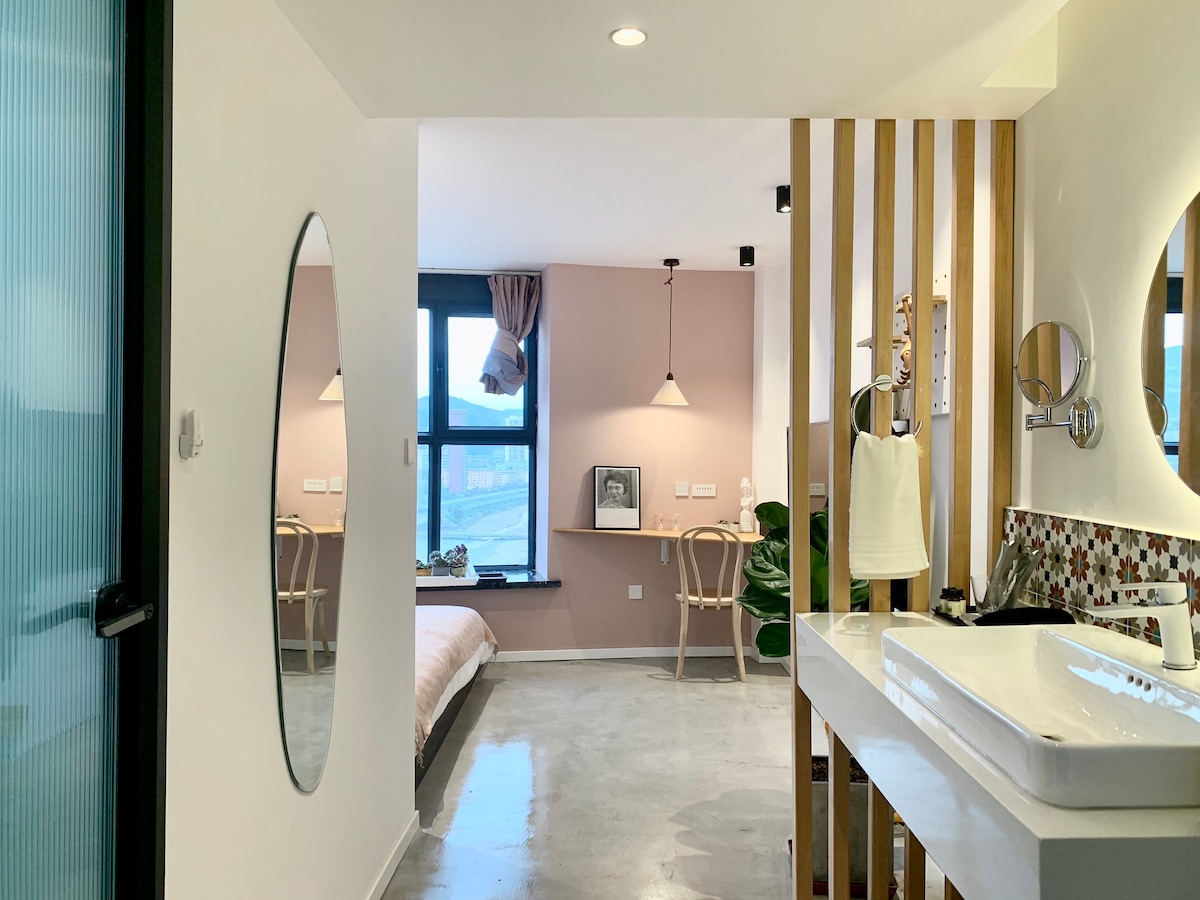 开云体育- 开云体育官方网站- 开云体育APP 最新2025汕头亚朵春节一晚超4千元？酒店价格飙涨不能止于提醒