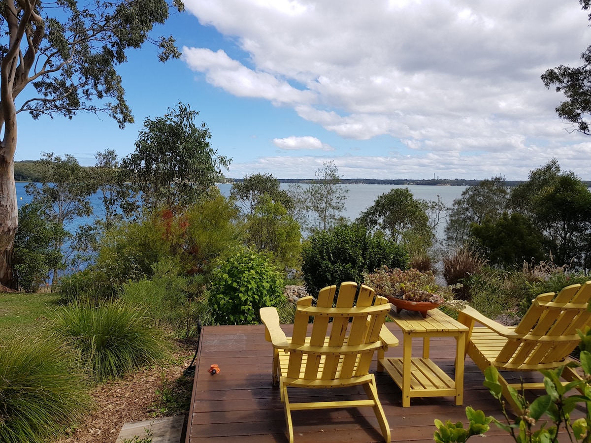 The LakeHouse BnB on Lake Macquarie, Murrays Beach