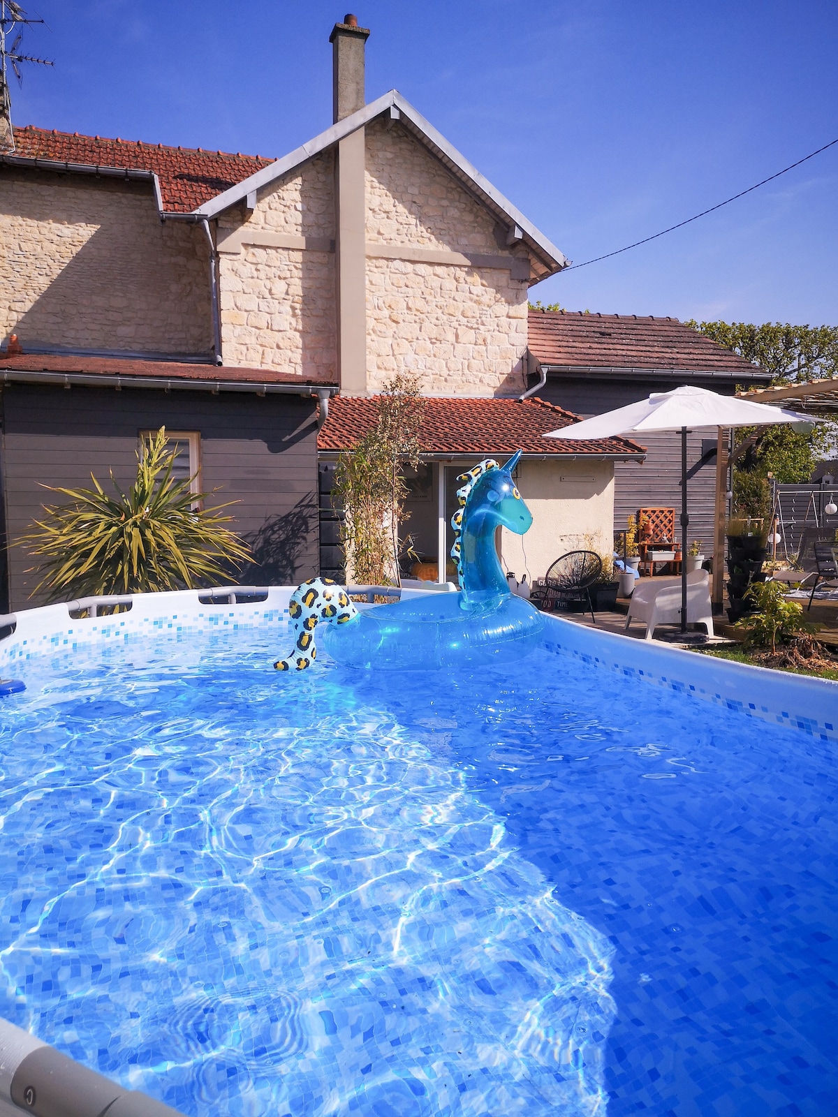 Maison de ville proche hyper centre avec piscine