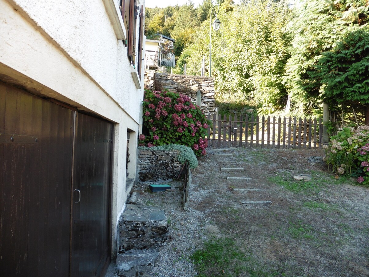 Maison avec jardin avec vue