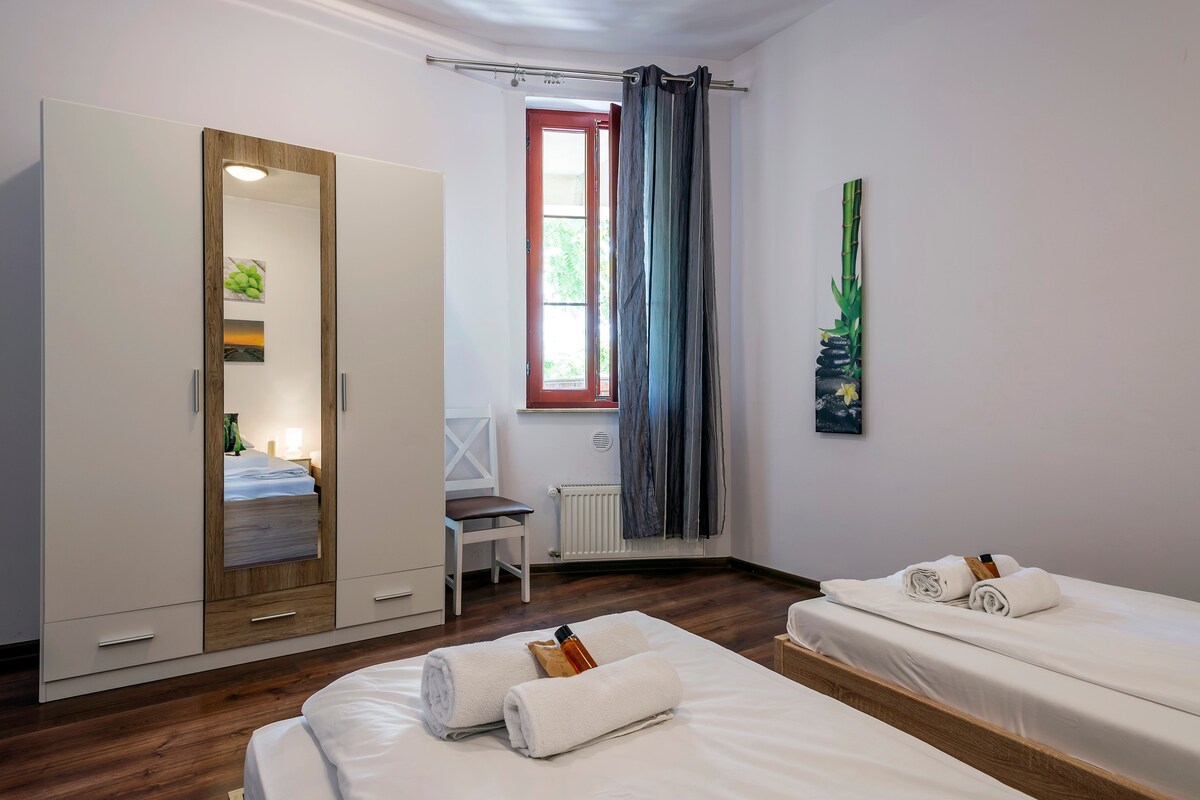 90平方米的双卧室公寓， Rynek-Galeria Italiana