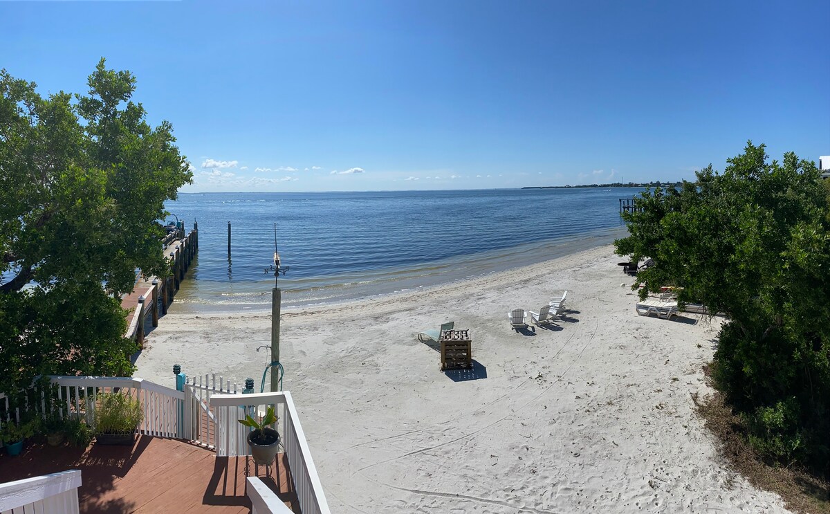 Old Florida Beach House, South End of Cayo Costa