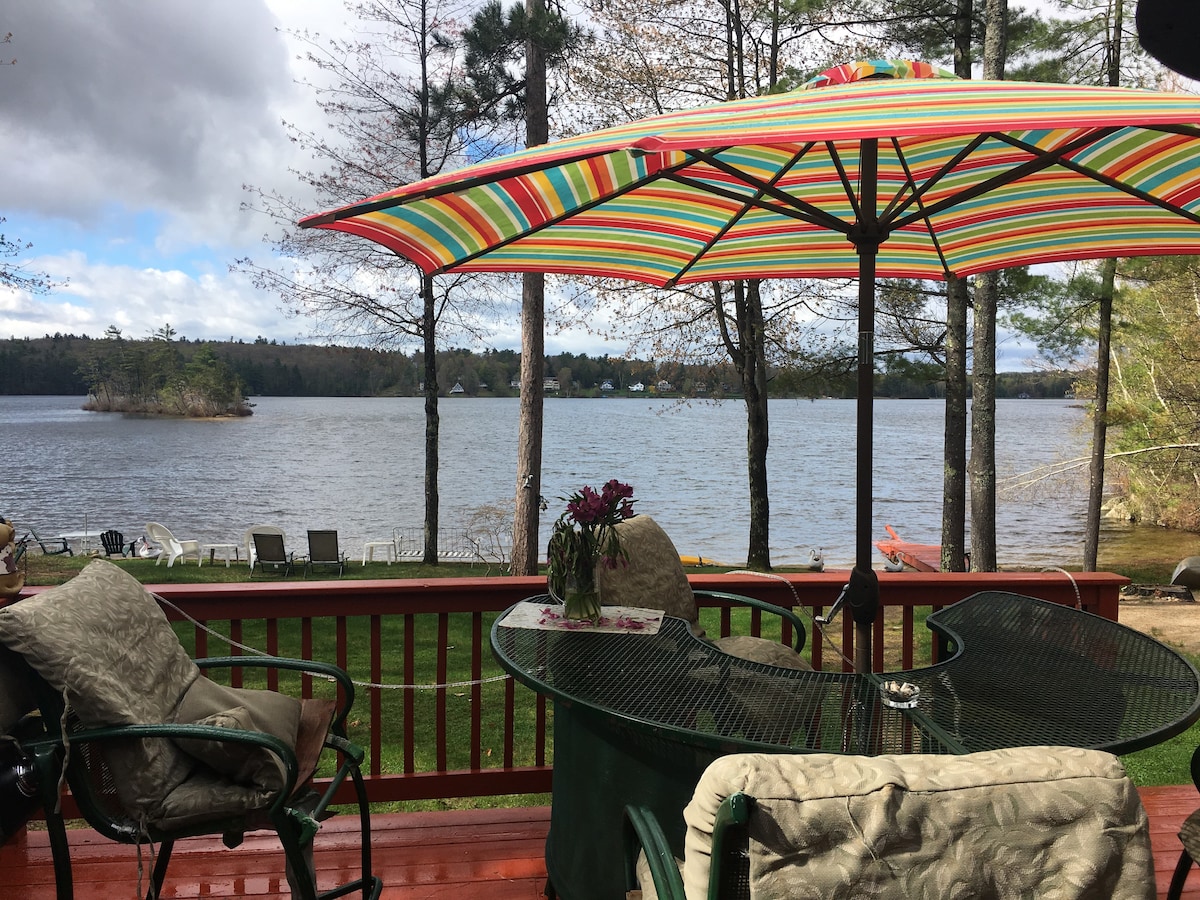 Chase Cottage on Sunrise Lake - Lakefront