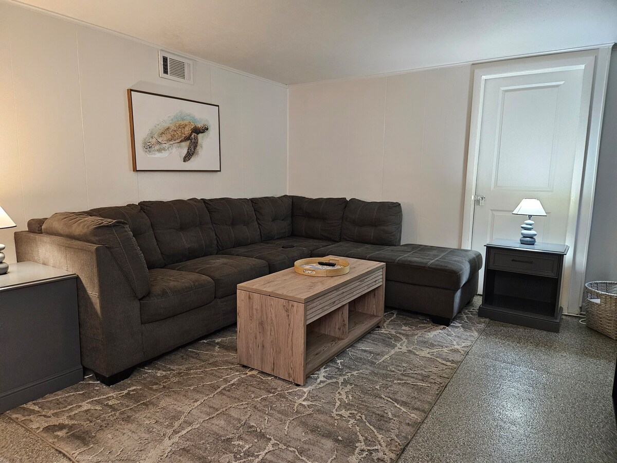 NO Airbnb FEES! Clean and fresh home quiet area.