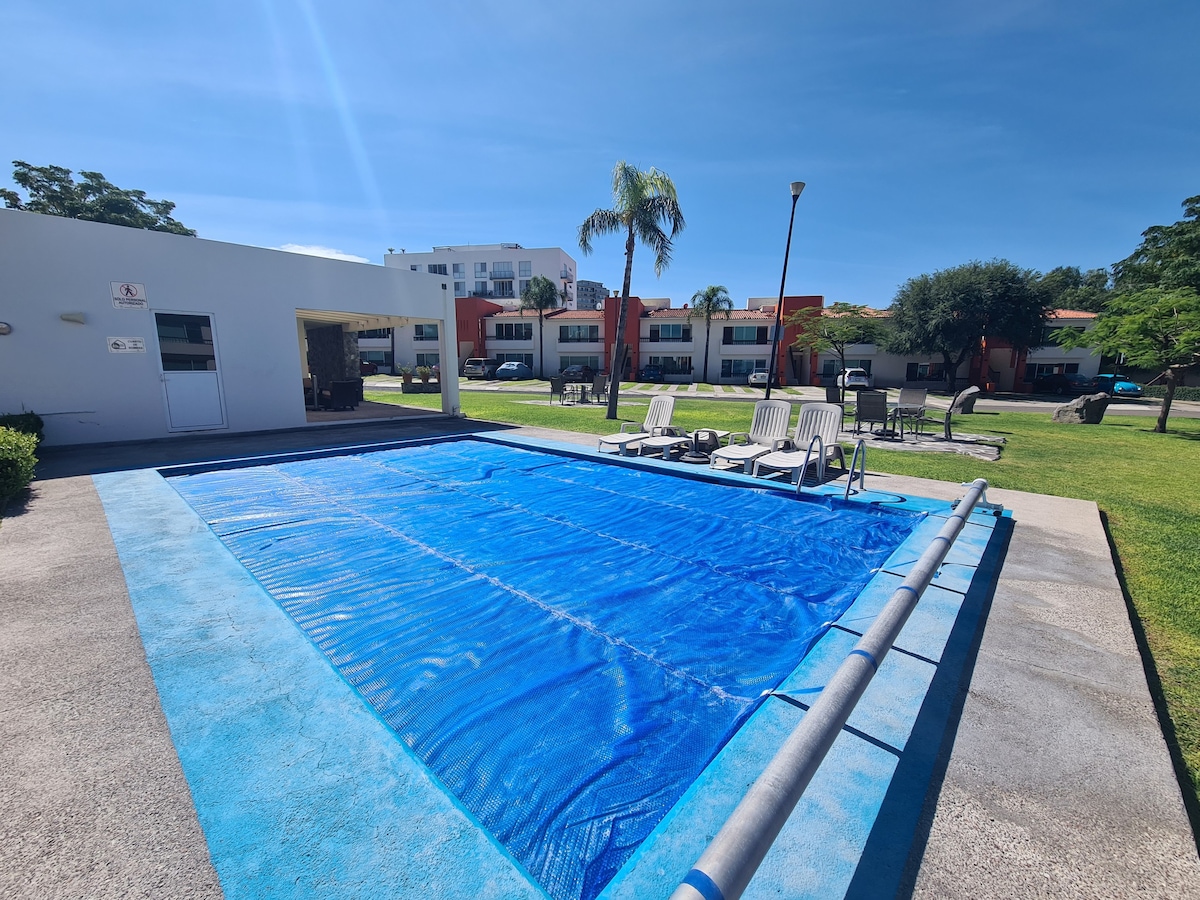 ✅Antea Juriquilla。可容纳8人/3卧/公共泳池的公寓