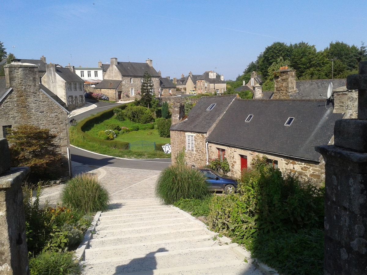 Location dans joli bourg de caractère à 20 mn mer