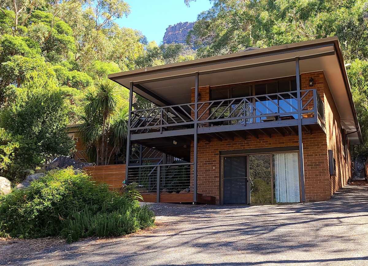 Serenity on High - Halls Gap, VIC