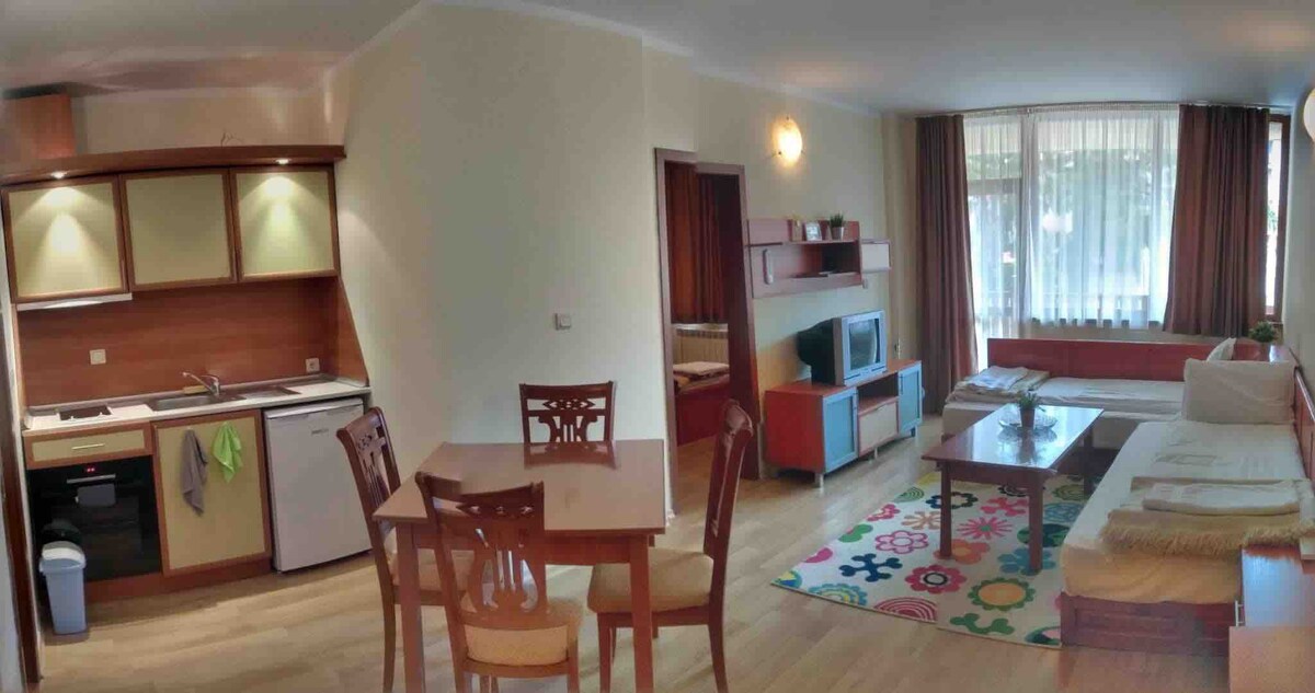 Lovely 1 bedroom holiday home in Borovets Sequoia