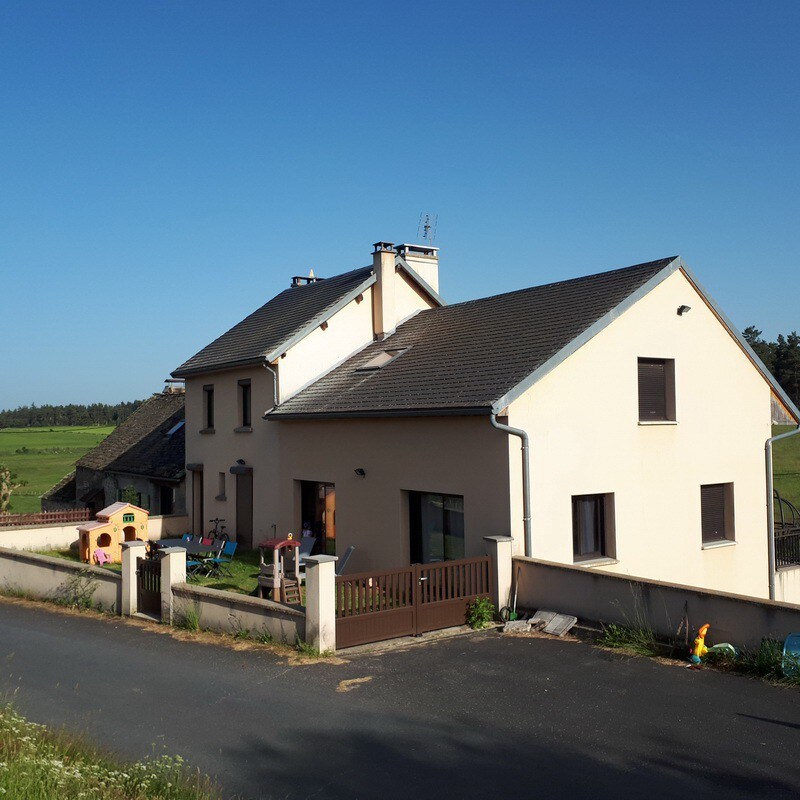 Gite très spacieux calme lumineux près A75 aubrac