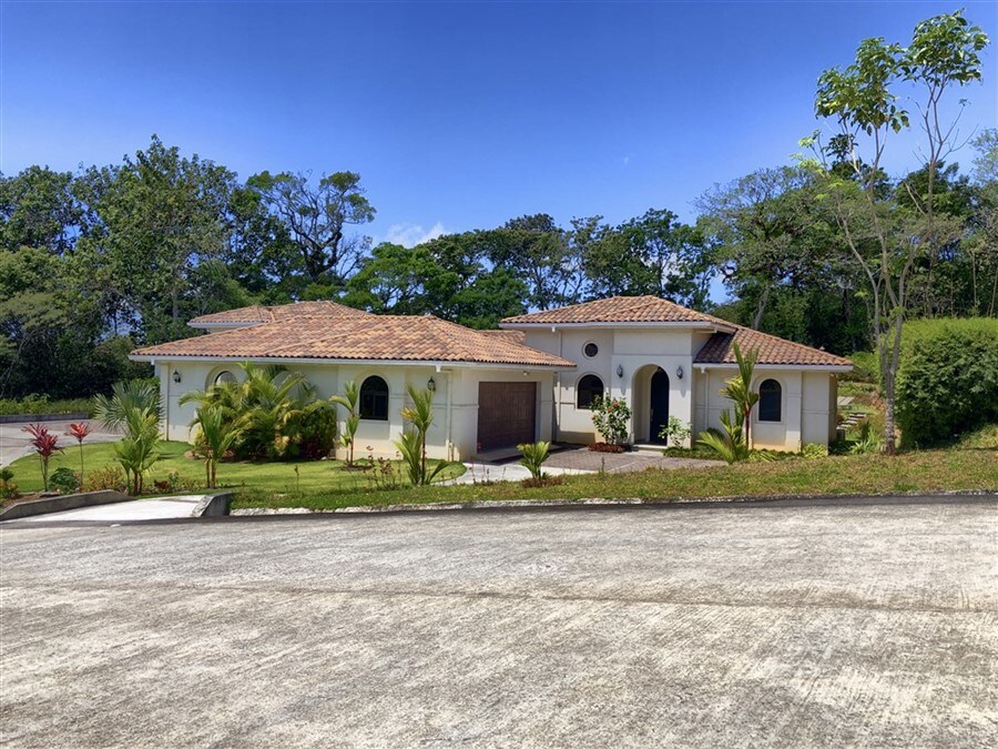 Modern Villa in the Prestigious Lucero Community