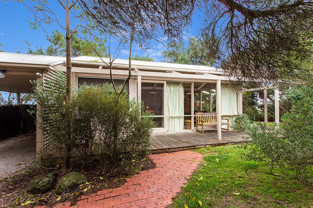 Corvus Cabin Portsea Pet Friendly