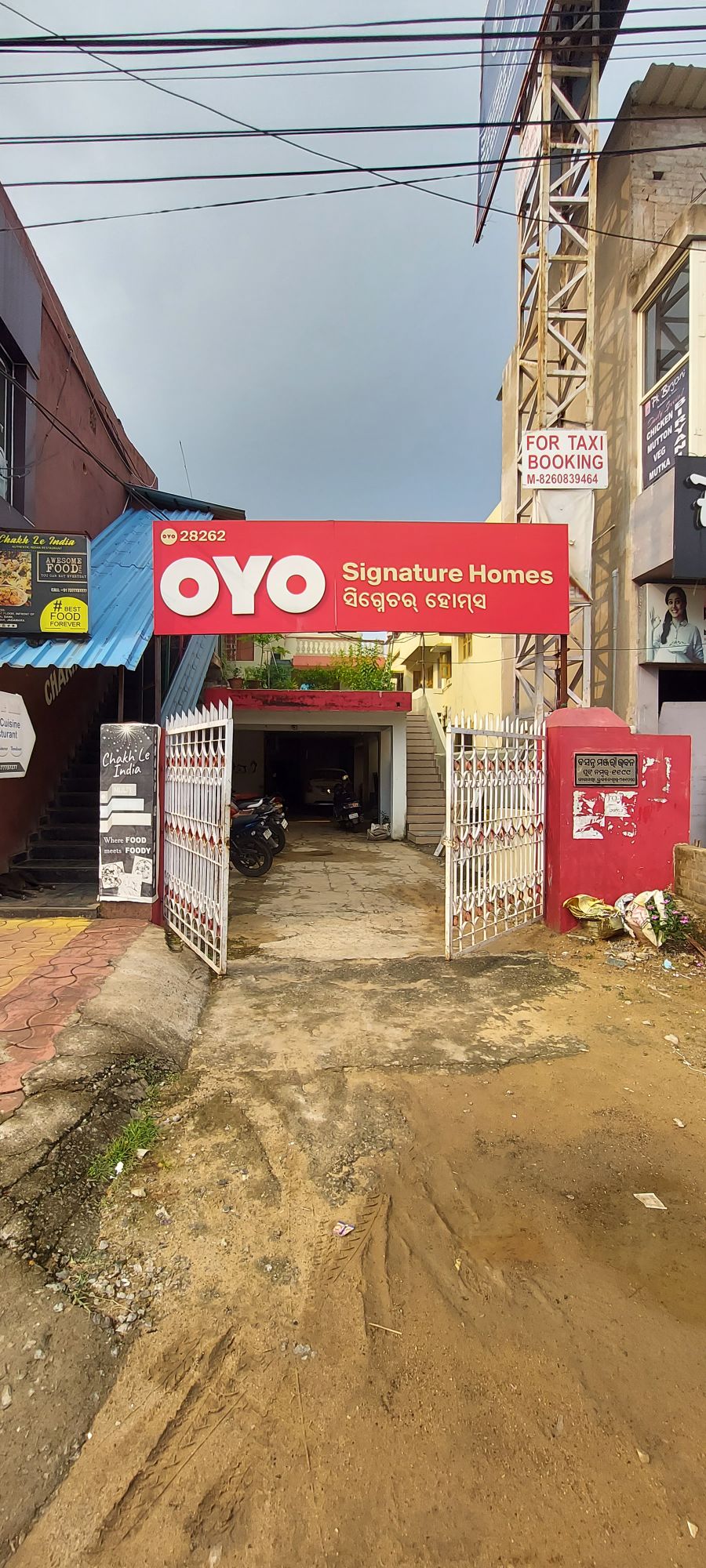 OYO SIGNATURE HOMES 28262