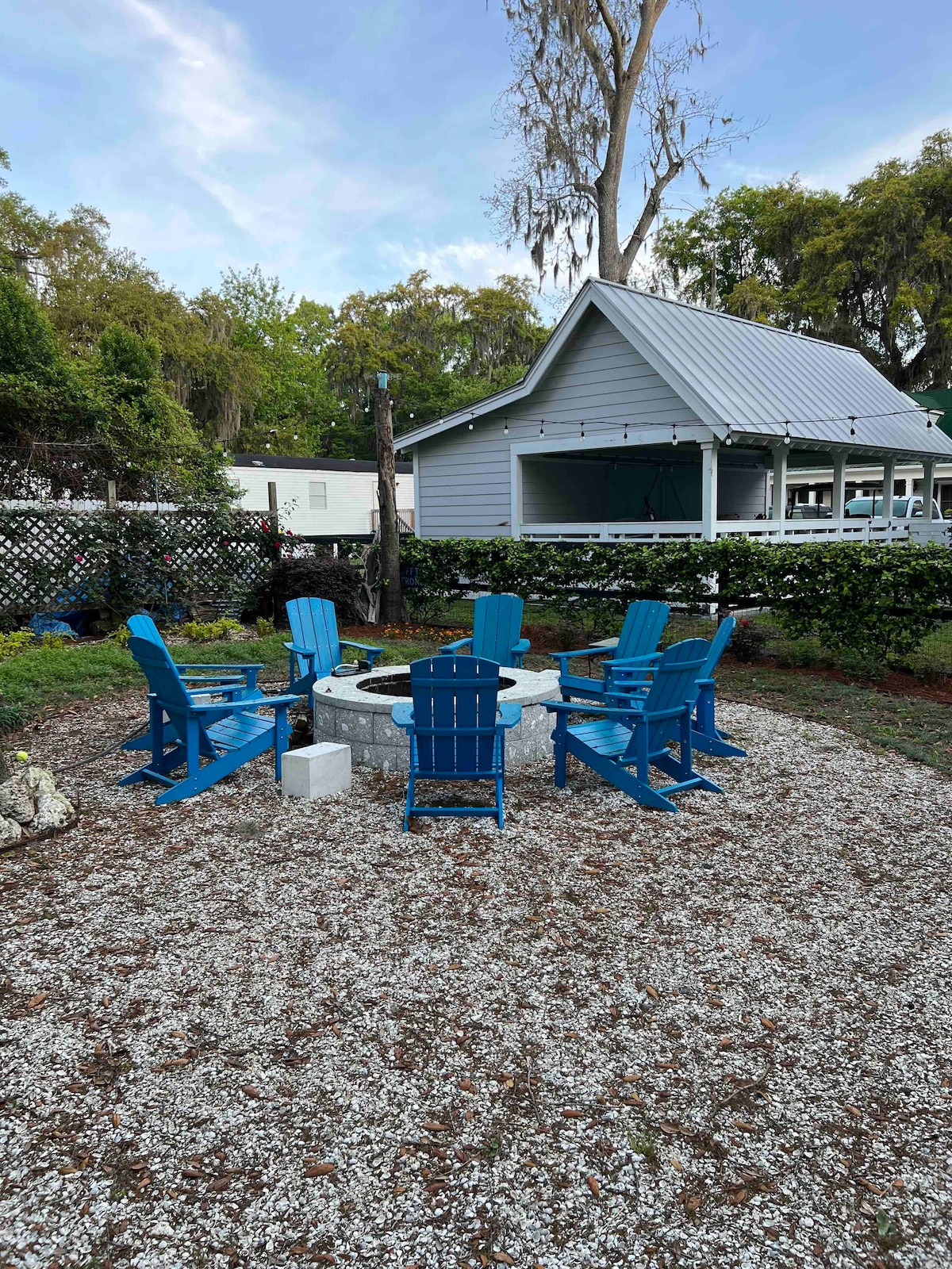 Blue Oyster Carriage House