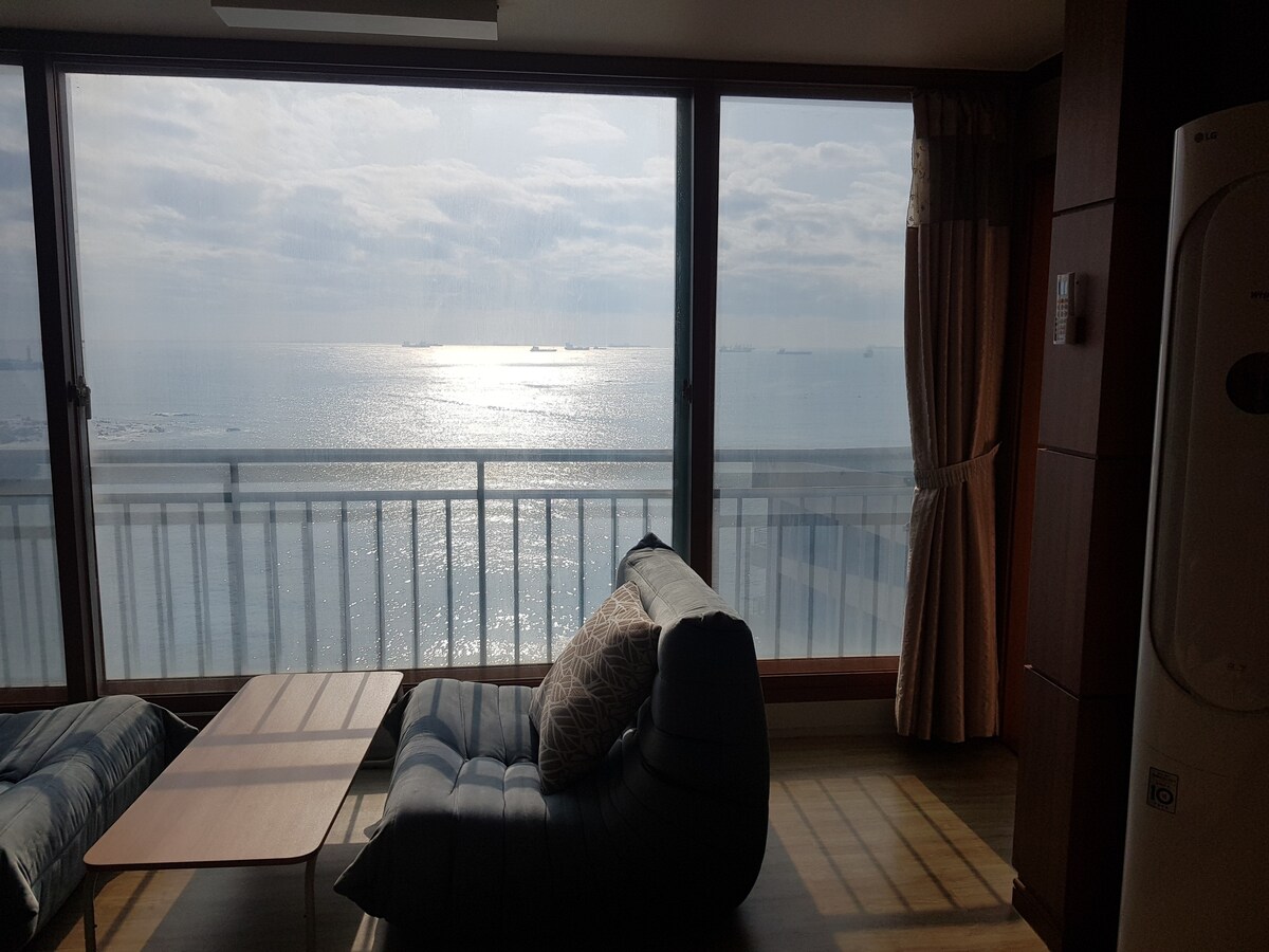 Bangeojin海滨公寓家庭海滩前#一个月