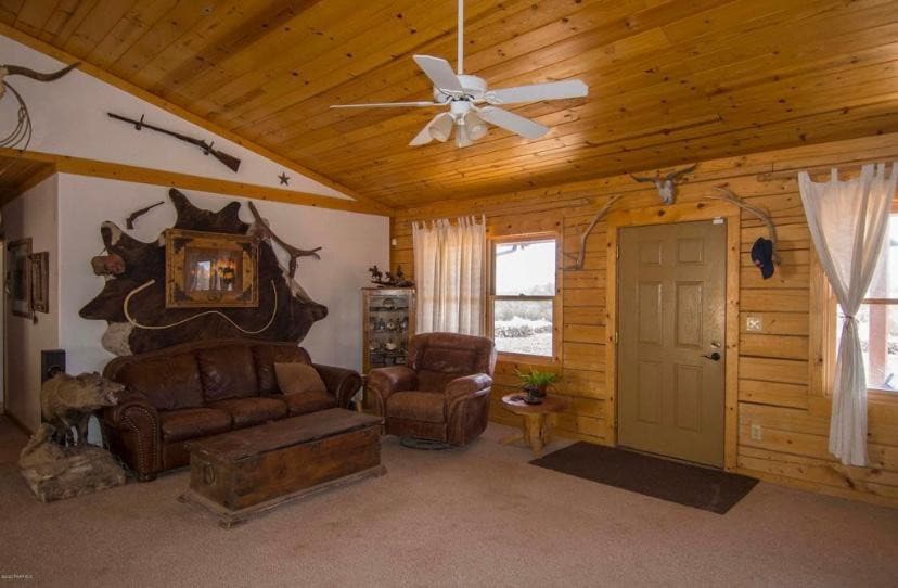 Seligman Log Cabin Horse Ranch