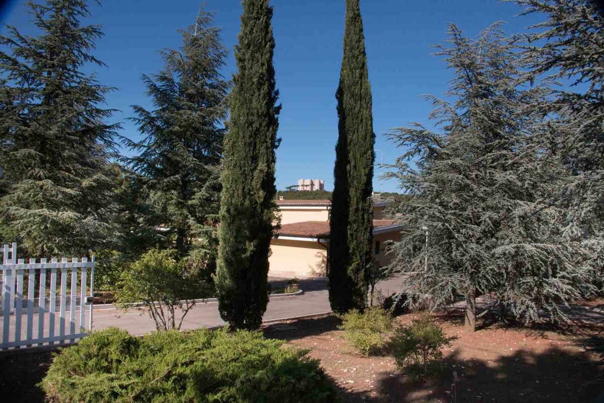 VILLA CHIARA con vista Castel del Monte