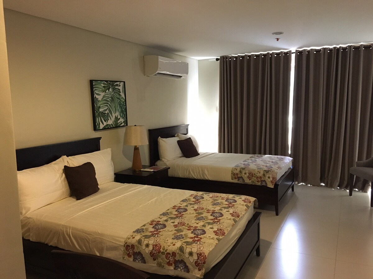 Tagaytay Crosswinds Grand Quartier 3公寓