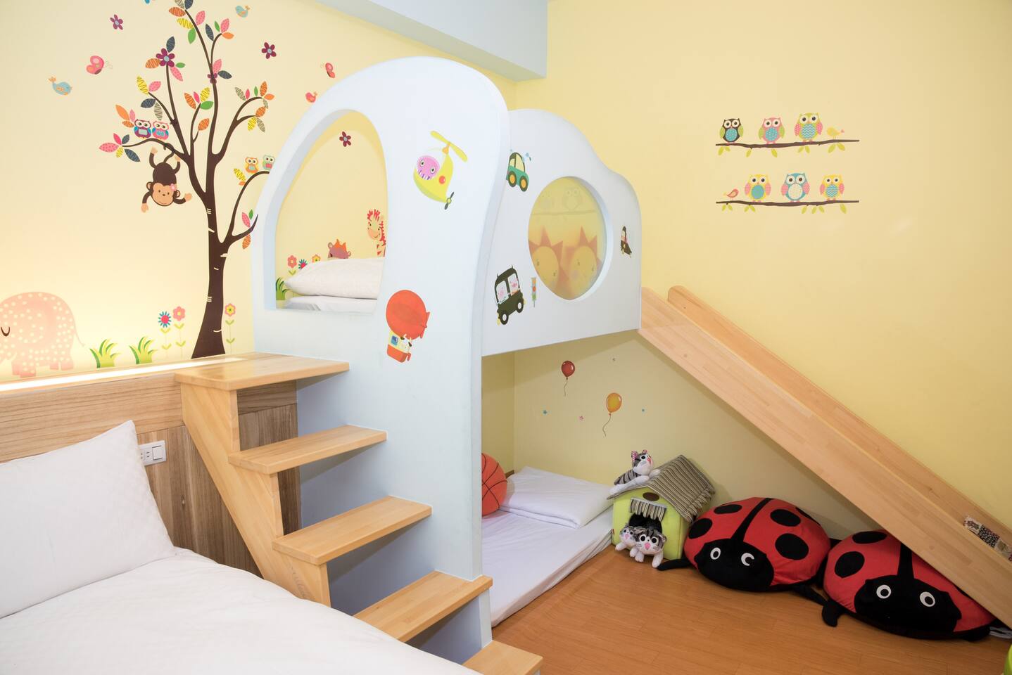 缤纷亲子家庭房