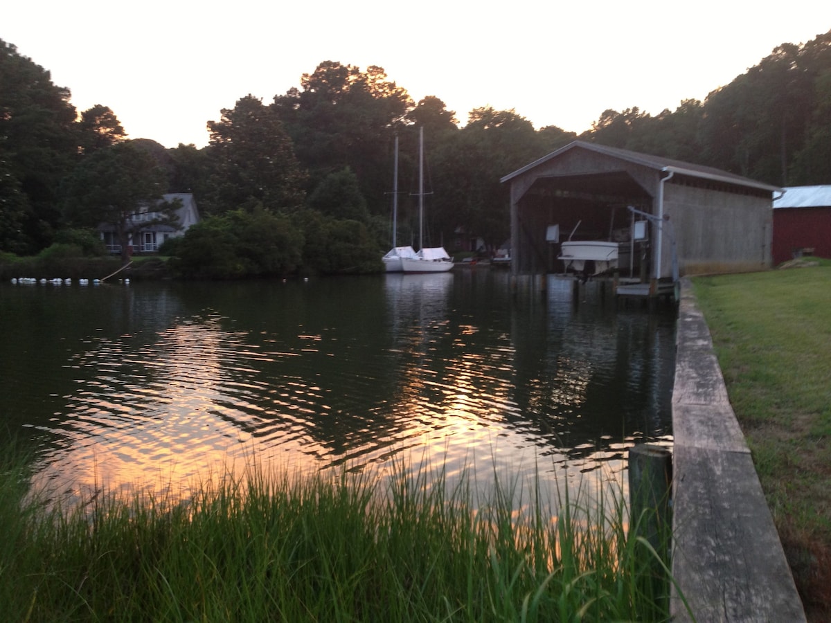 船屋-切萨皮克湾（ Chesapeake Bay ） ；皮划艇爱好者。