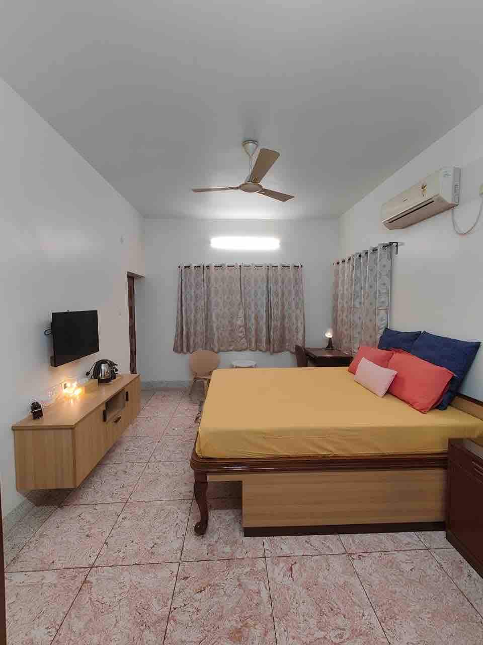 Bose Apartment - Adorable 1 Bedroom with Wi-Fi, TV