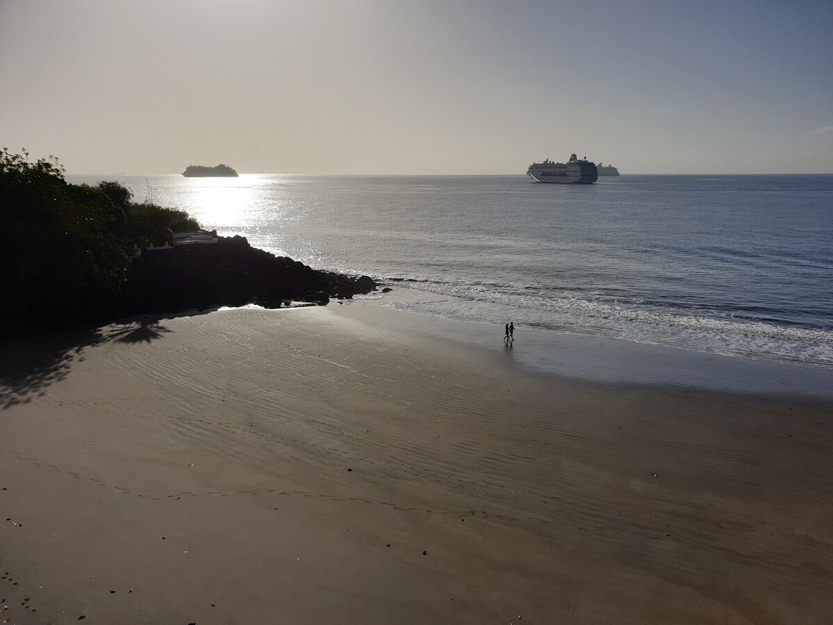 海景公寓。Playa Chica Las Gaviotas。