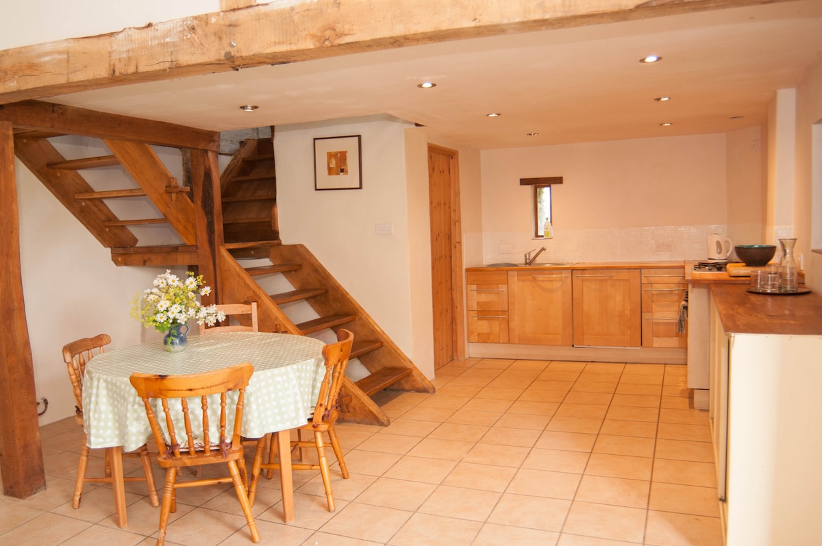 Bushfold Cottage Barn, Presteigne