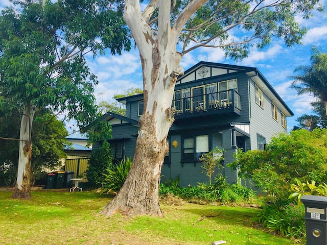 vind op airbnb een plek om te verblijven in coalcliff