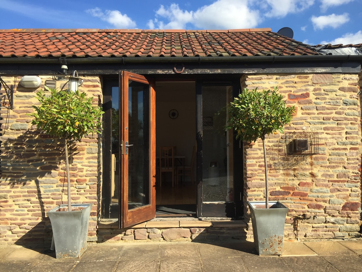 Conv Barn, S. Cotswolds, 2张特大床, 2个浴室