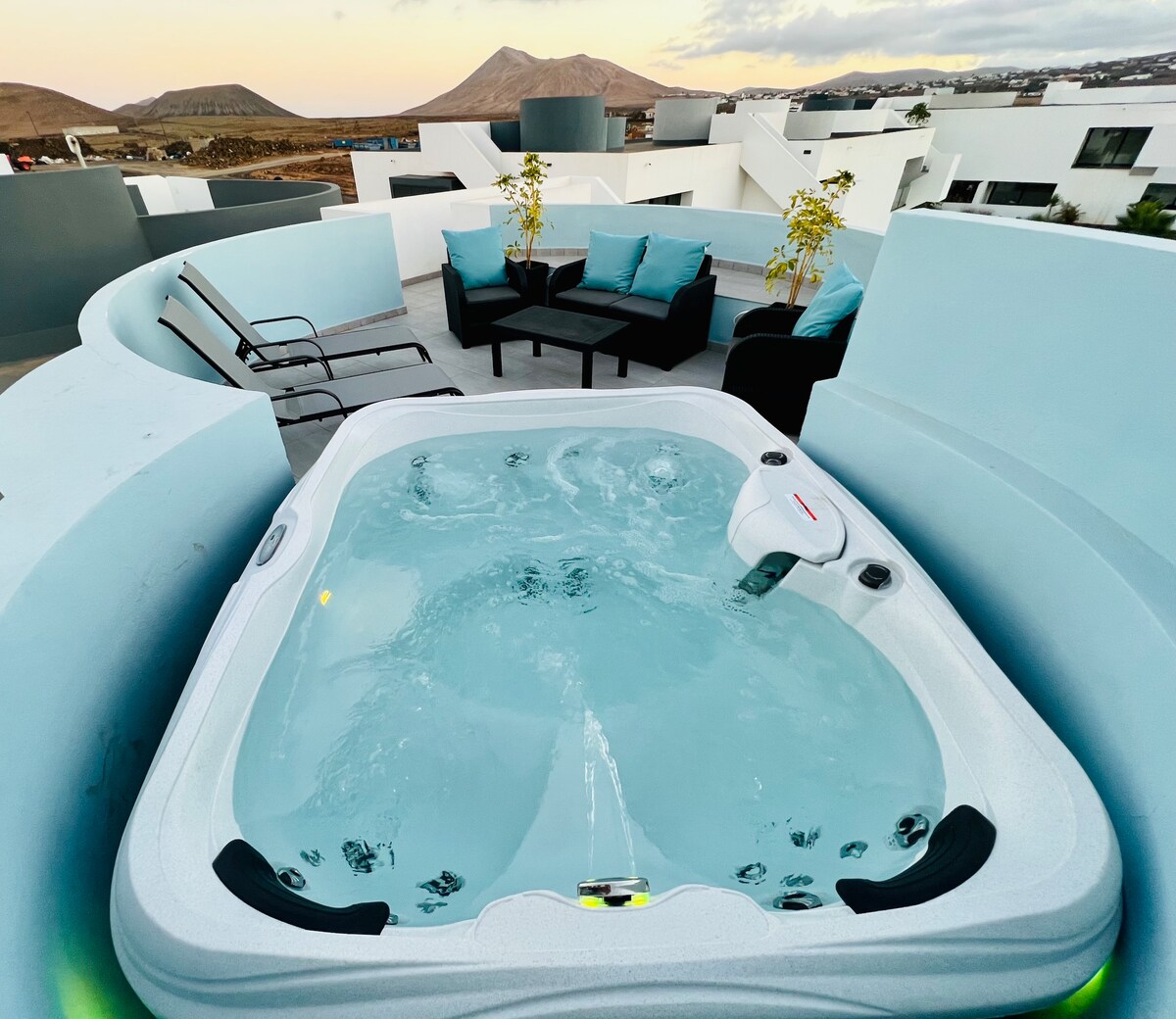 Blue Jacuzzi ® Vv - forteventura.site