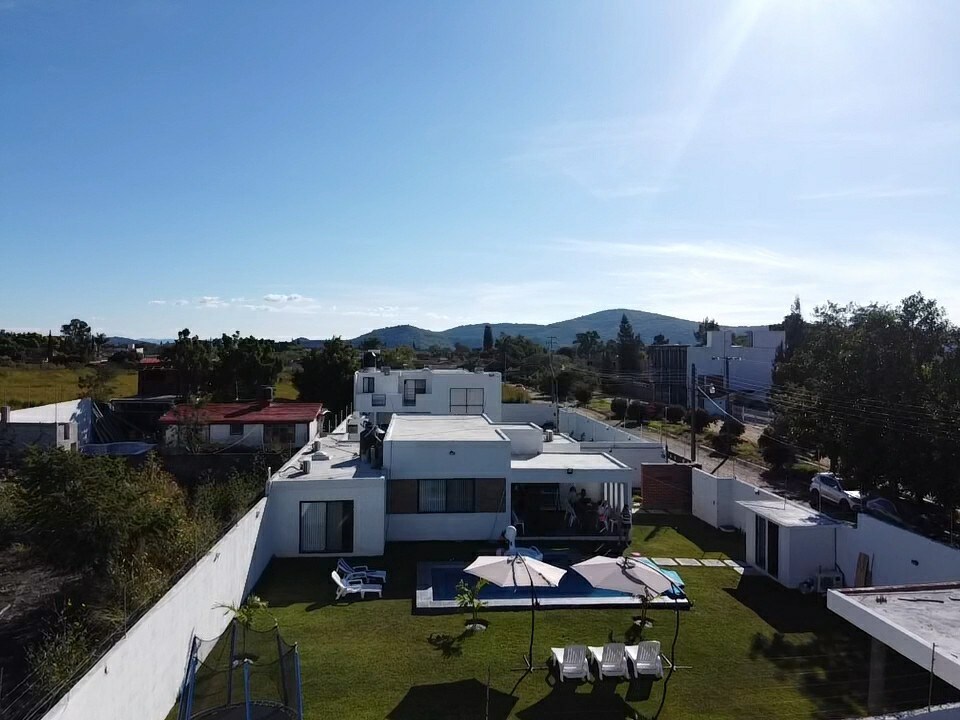 Casa nueva cerca de Cuautla, alberca climatizada