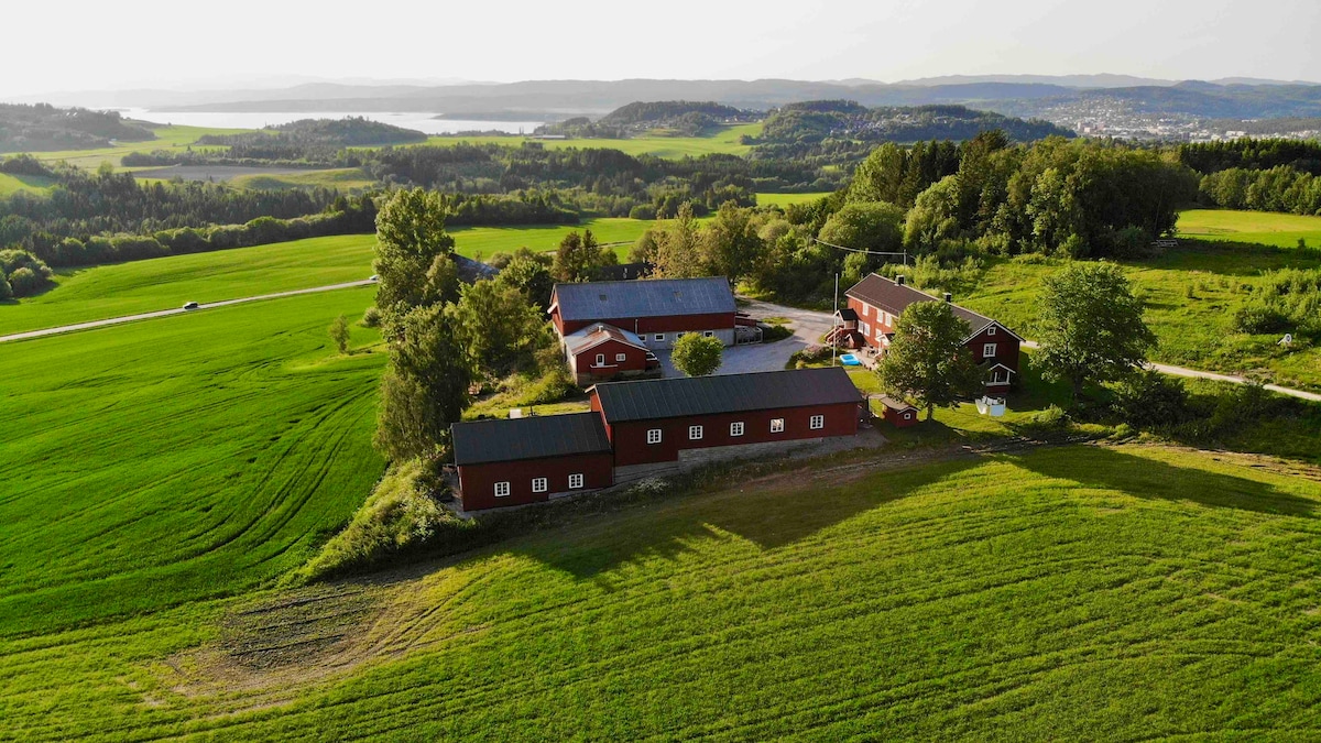 Leilighet på bondegård