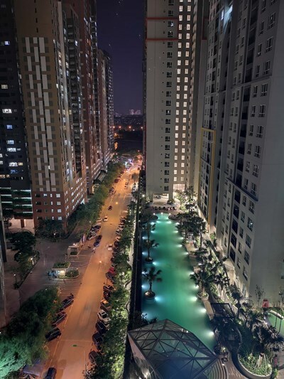 新加坡风格的2卧室公寓、健身房和无边际泳池