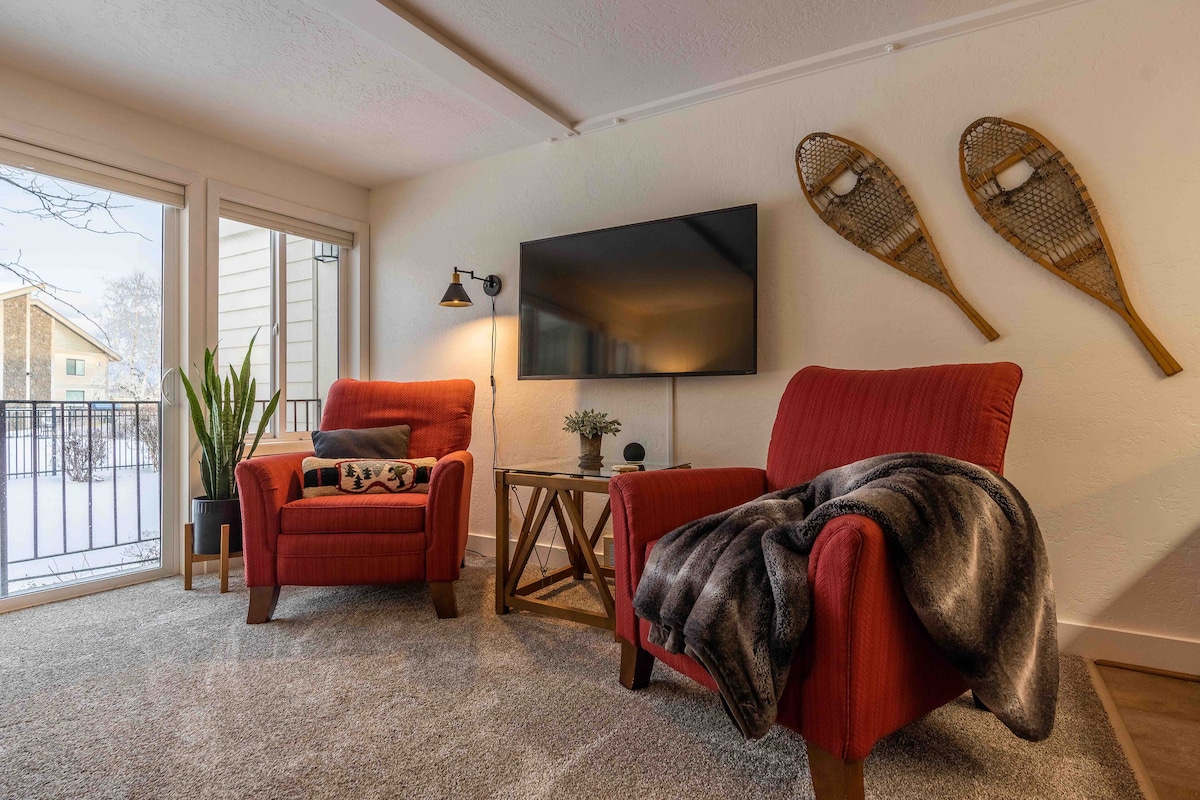 Base Camp Condo Downtown Sandpoint