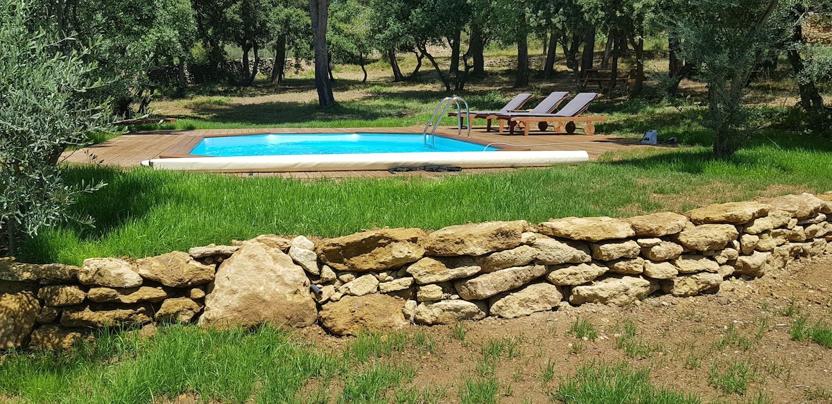 Mas Provençal avec piscine chauffée, idéal famille