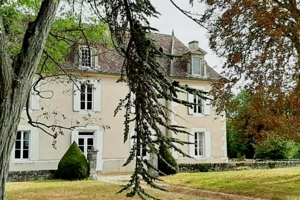 Manoir partageant calme et sérénité gîte 4-5 pers